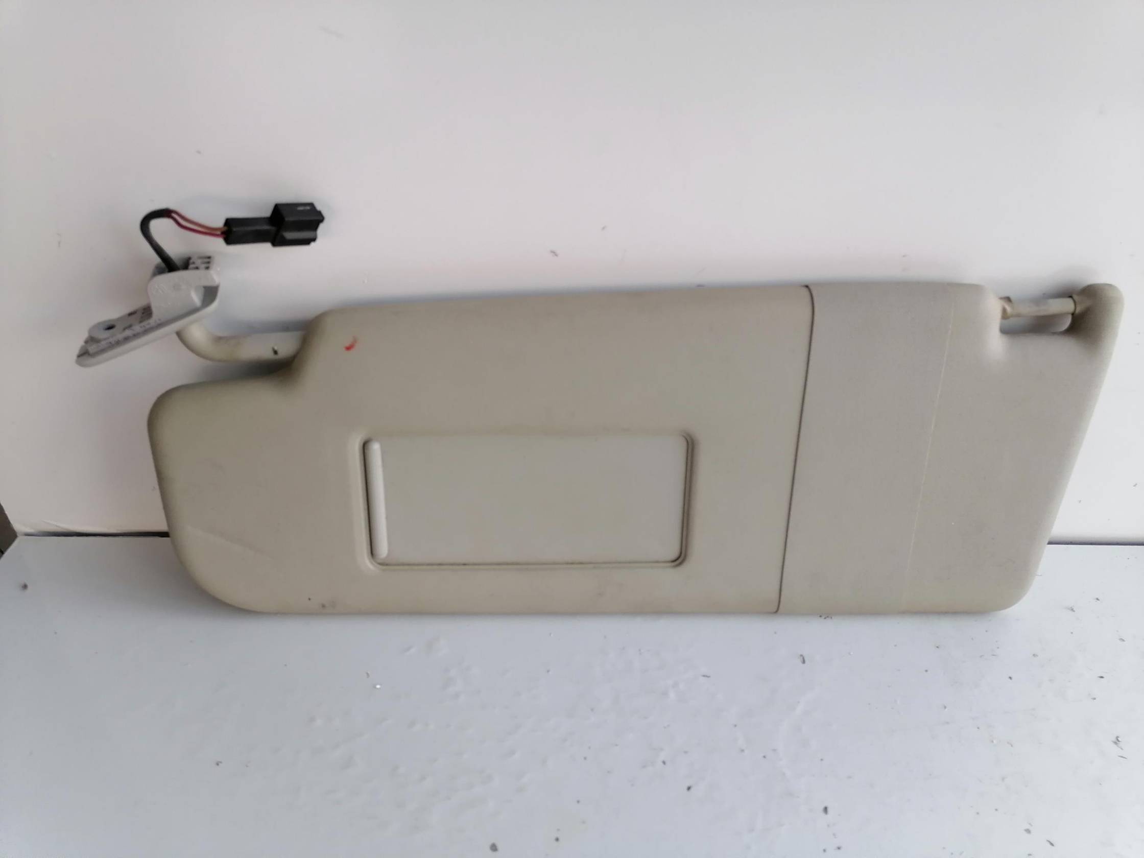 Aletta parasole parabrezza sx.